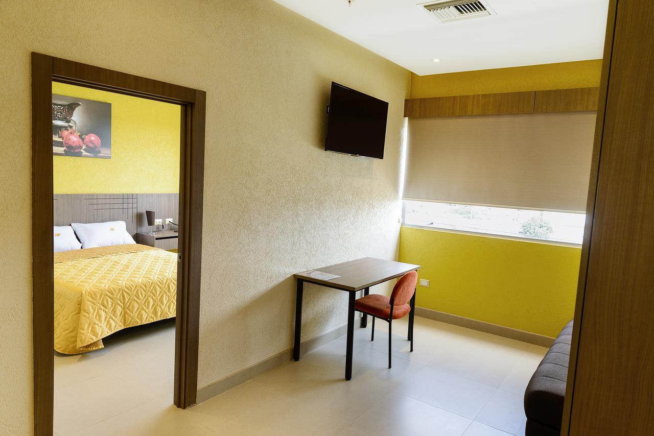 Np Hotel Y Suites Guayaquil Zewnętrze zdjęcie